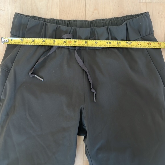 Lululemon casual pant - Picture 9 of 10
